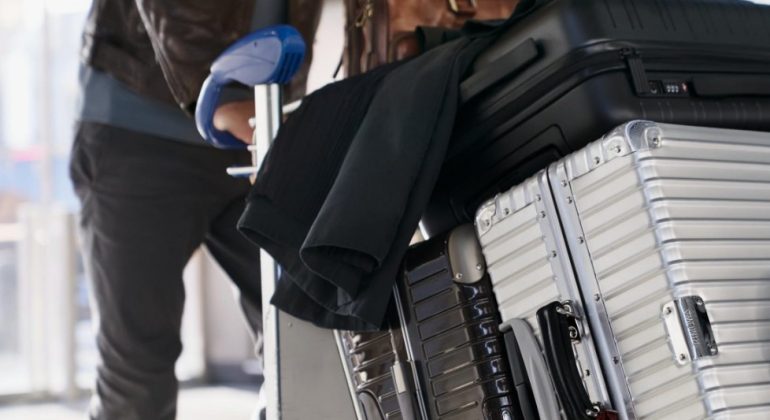Travel Light in Riga: How EasyDrop Luggage Storage Simplifies Your City Break